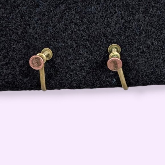 V. Blue Molded Lucite Floral Earrings - Picture 5 of 6